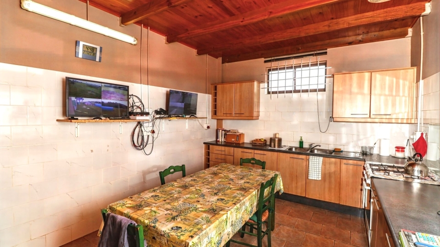 Commercial Property for Sale in Rondevlei Western Cape